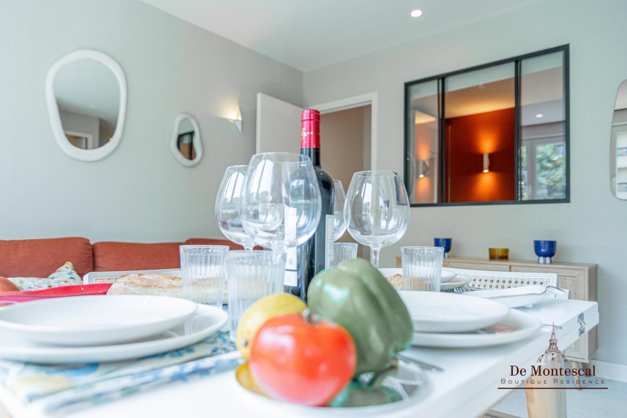 De Montescal - Hot Tub And Ac Cosy Apartment A Prime Location 40M2 Paris Exterior photo
