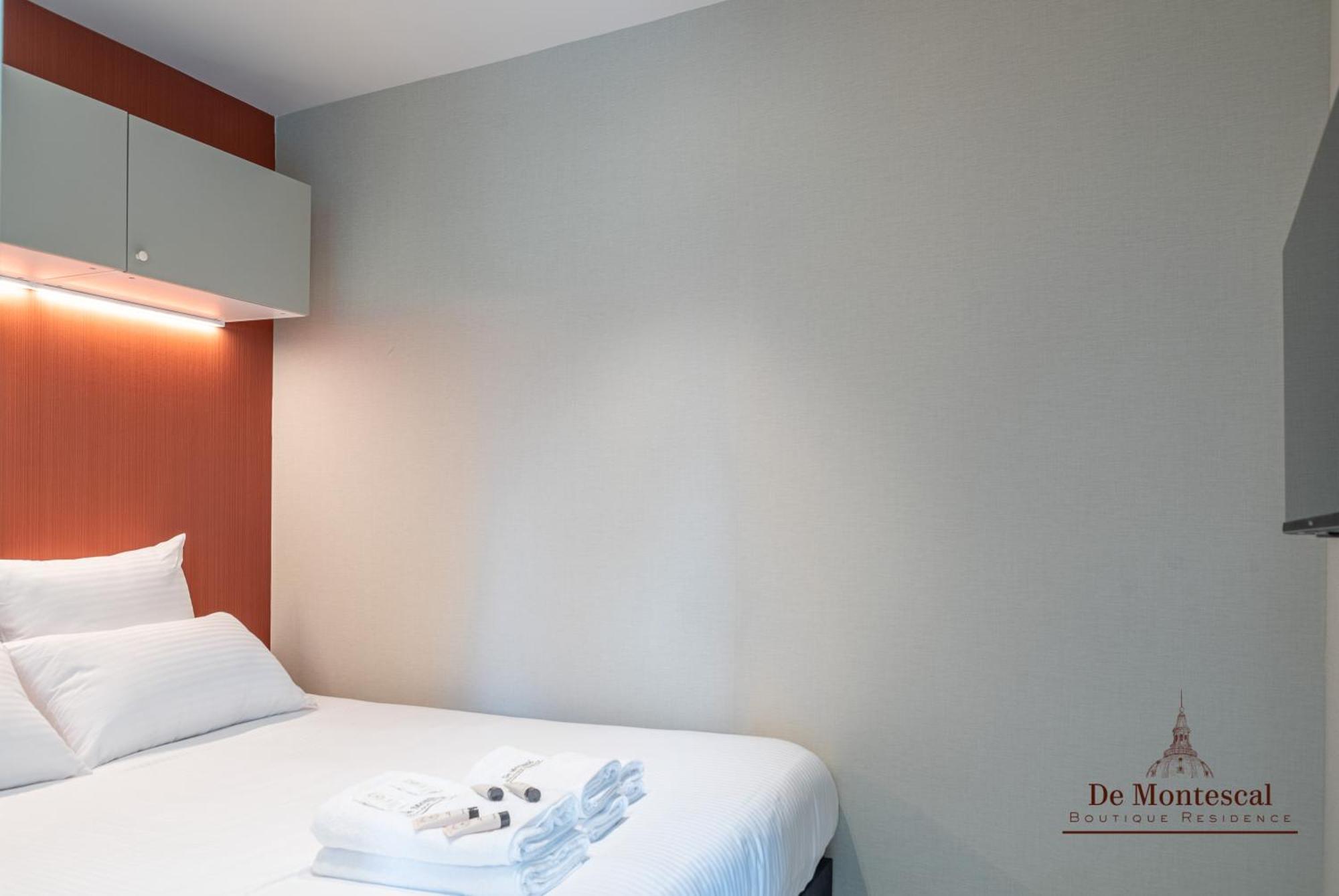 De Montescal - Hot Tub And Ac Cosy Apartment A Prime Location 40M2 Paris Exterior photo